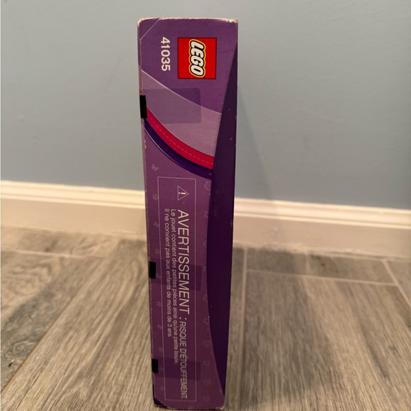 LEGO Friends 41035 Heartlake Juice Bar - Picture 8 of 11